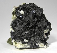 Massachusetts - Mineral - Babingtonite